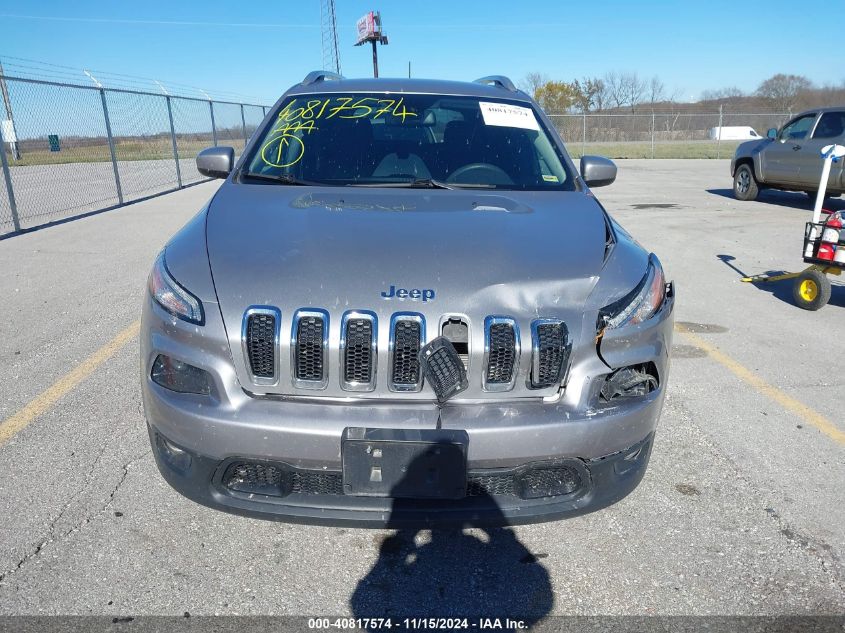 2018 Jeep Cherokee Latitude 4X4 VIN: 1C4PJMCB5JD570781 Lot: 40817574