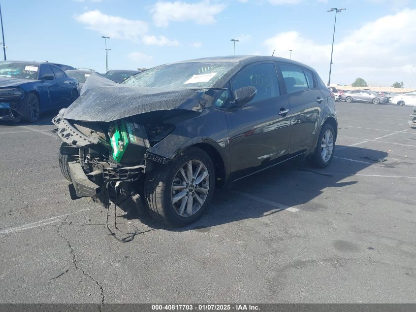 VIN KNAFK5A88H5671563 2017 KIA Forte, LX no.2