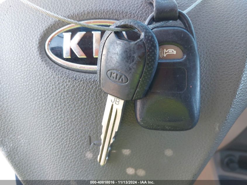 2007 Kia Rio Lx VIN: KNADE123X76236367 Lot: 40818016