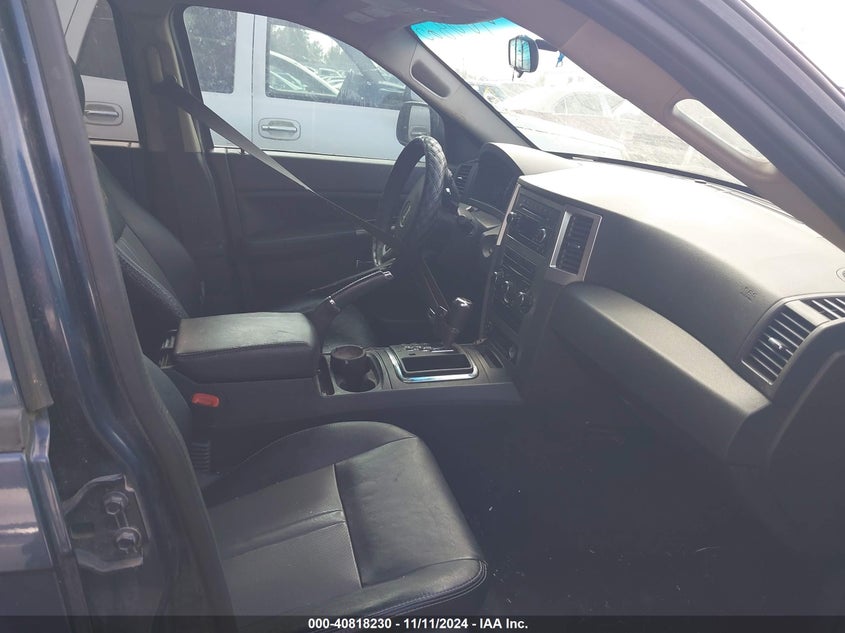 2009 JEEP GRAND CHEROKEE VIN: 1J8GR48K49C502175