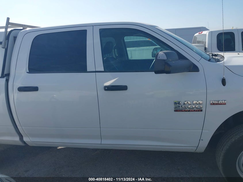 2018 RAM 2500 TRADESMAN 4X4 6'4 BOX VIN: 3C6UR5CJ2JG295681
