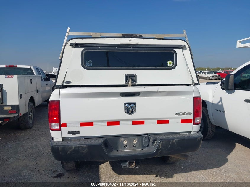 2018 RAM 2500 TRADESMAN 4X4 6'4 BOX VIN: 3C6UR5CJ2JG295681