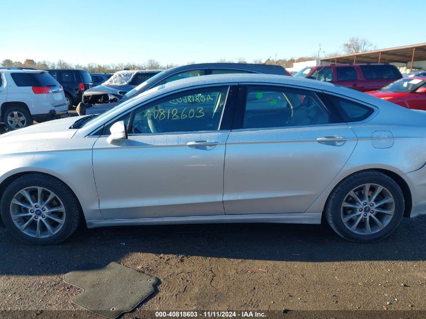 2017 Ford Fusion Se VIN: 3FA6P0HDXHR185866 Lot: 40818603