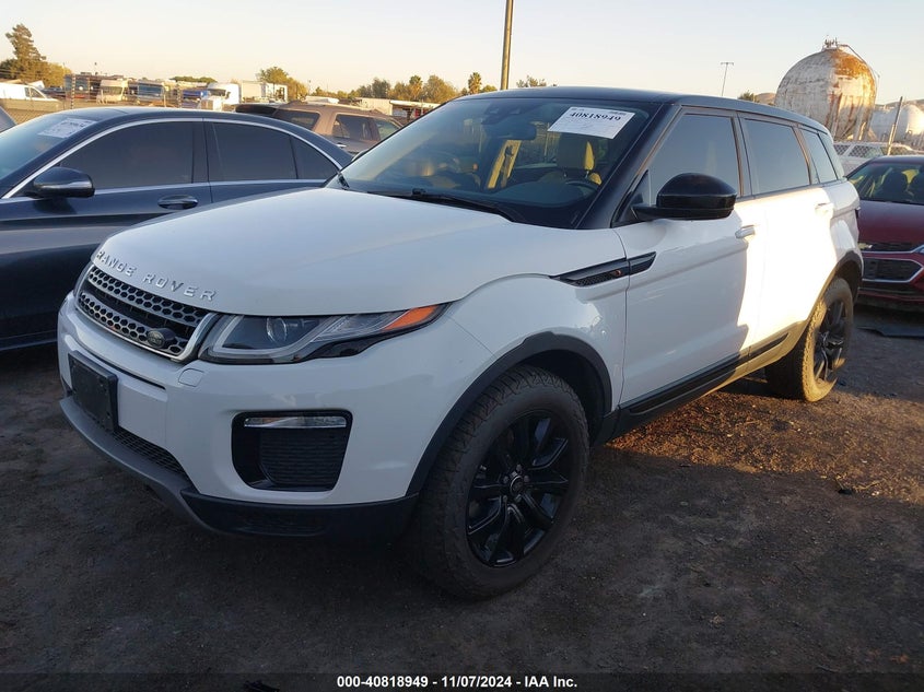 2019 LAND ROVER RANGE ROVER EVOQUE VIN: SALVP2RX5KH329187