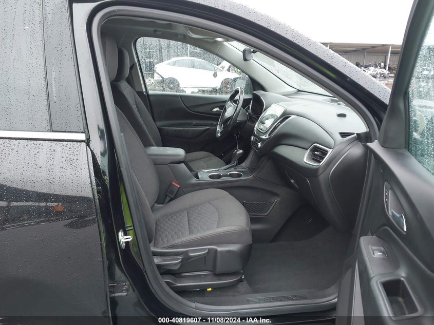 VIN 2GNAXKEX5J6139414 2018 CHEVROLET EQUINOX LT
