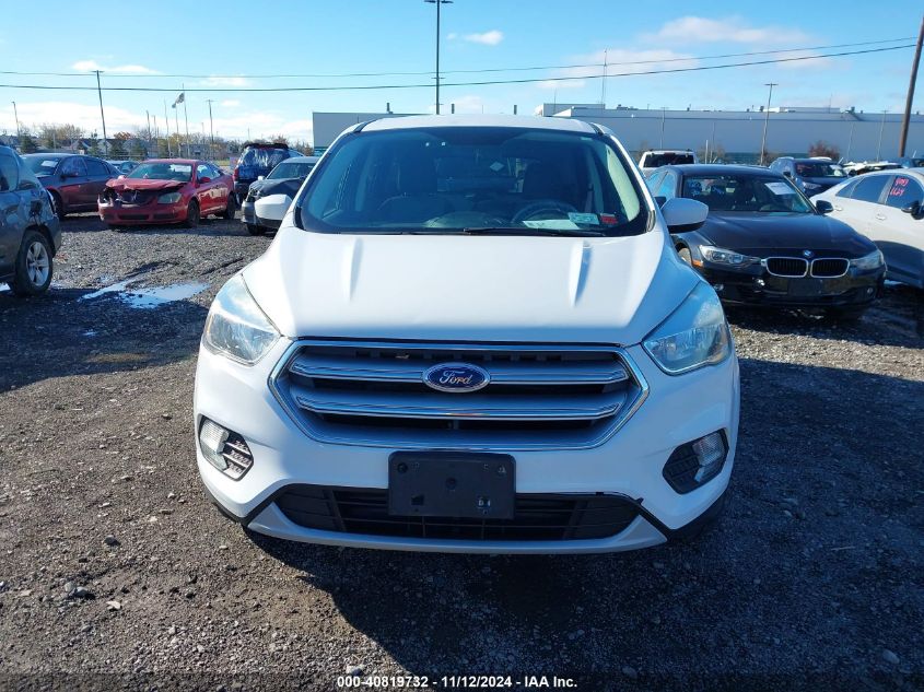 2017 Ford Escape Se VIN: 1FMCU9GD8HUB05769 Lot: 40819732