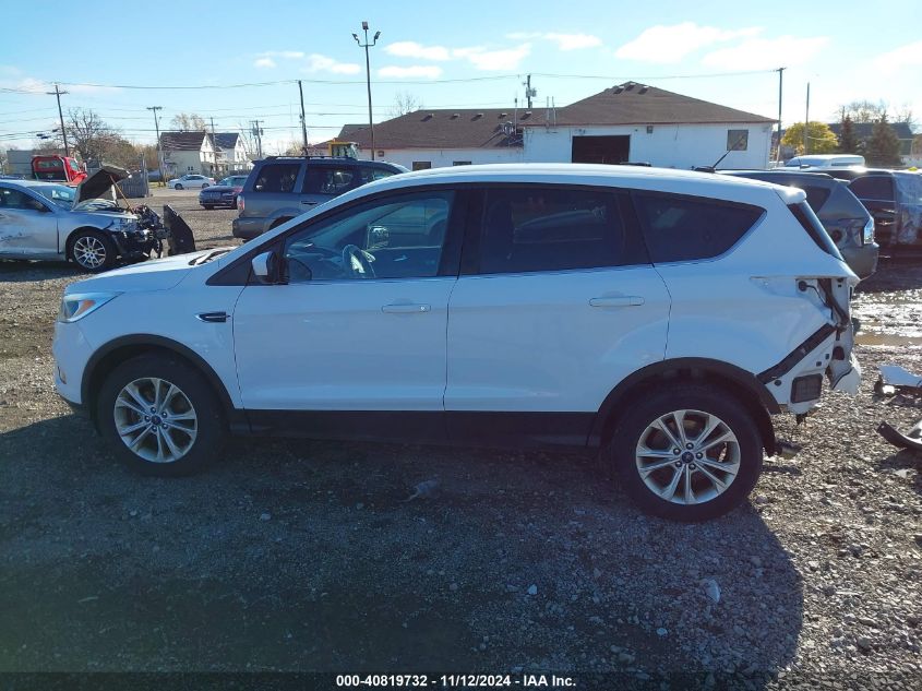 2017 Ford Escape Se VIN: 1FMCU9GD8HUB05769 Lot: 40819732