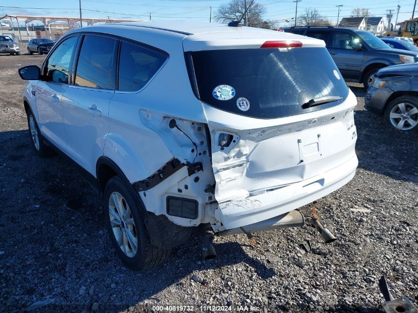 2017 Ford Escape Se VIN: 1FMCU9GD8HUB05769 Lot: 40819732