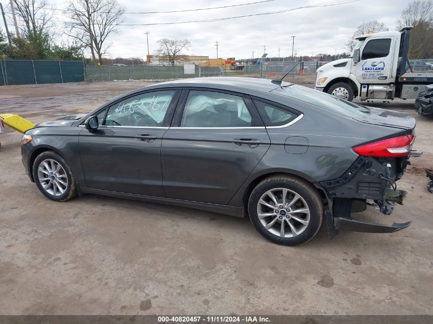 2017 Ford Fusion S VIN: 3FA6P0G78HR162713 Lot: 40820457