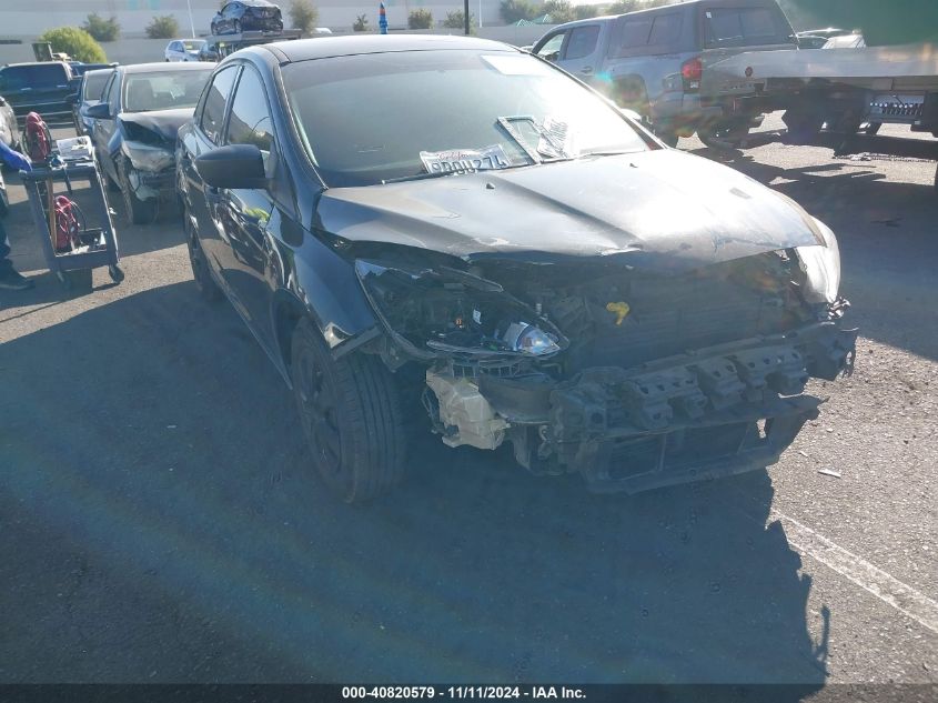 2018 Ford Focus S VIN: 1FADP3E25JL303998 Lot: 40820579