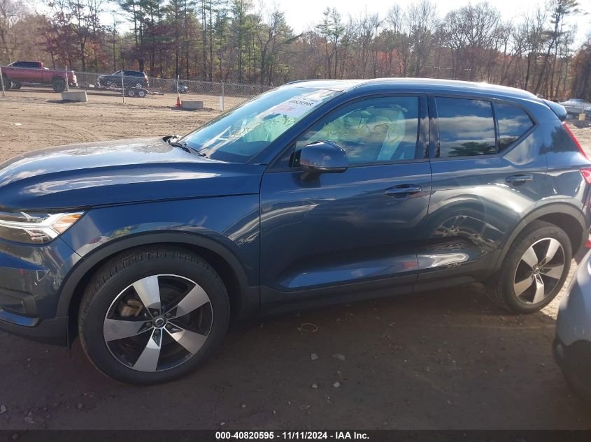 2021 Volvo Xc40 T5 Momentum VIN: YV4162UK9M2575165 Lot: 40820595