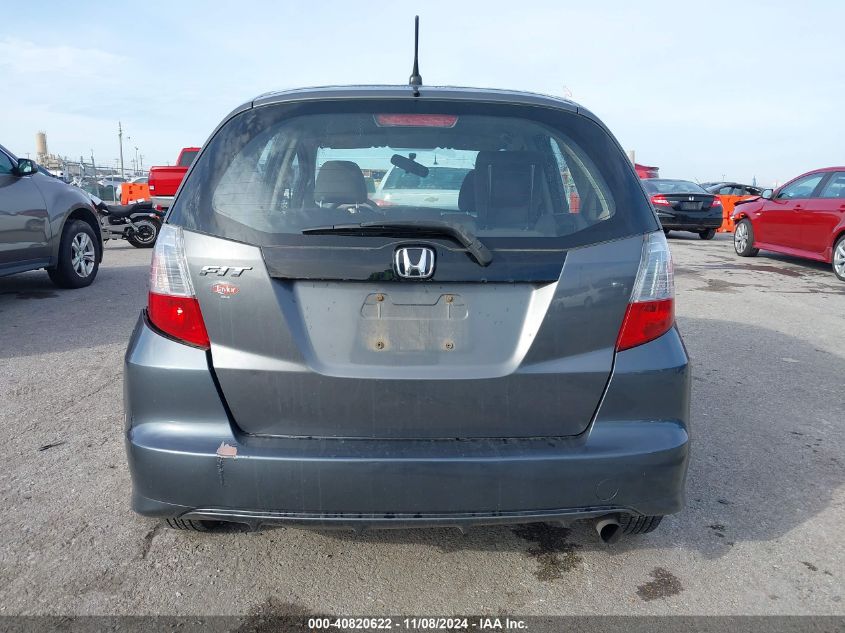 2013 Honda Fit VIN: JHMGE8H37DC003932 Lot: 40820622