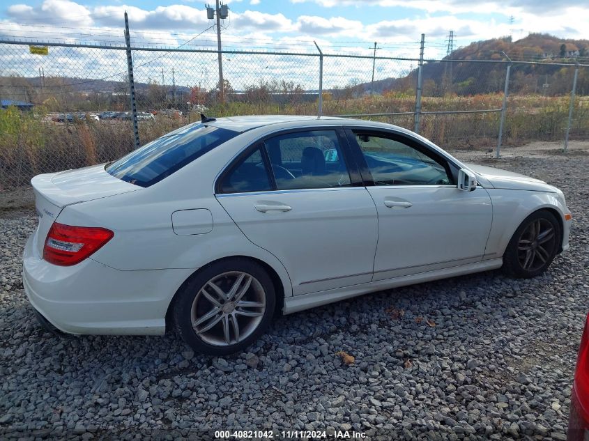 2012 Mercedes-Benz C 300 Luxury 4Matic/Sport 4Matic VIN: WDDGF8BBXCR203915 Lot: 40821042