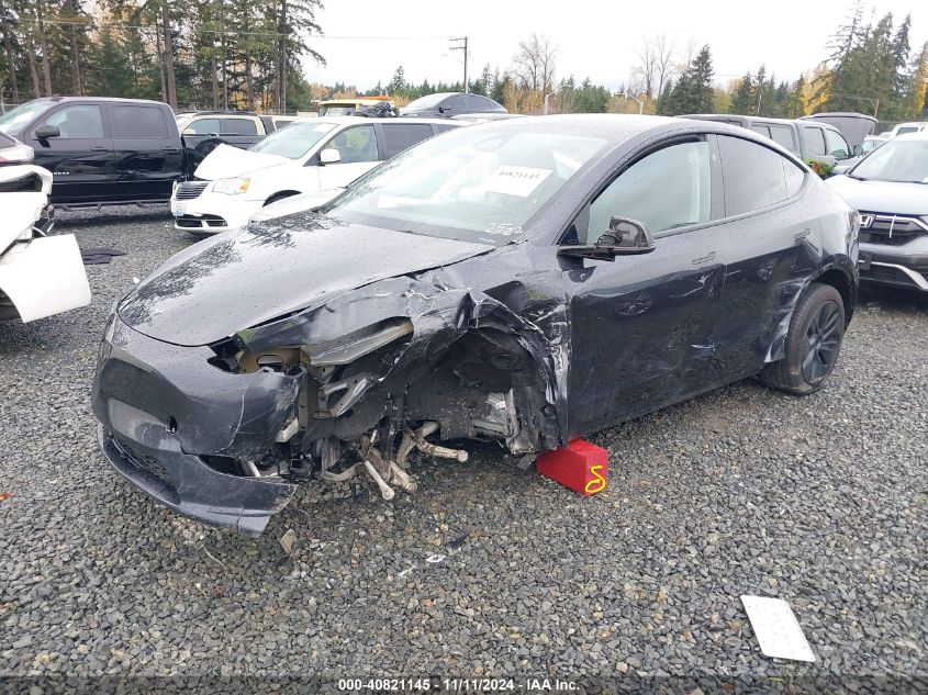 2024 Tesla Model Y VIN: 7SAYGDEE7RF102522 Lot: 40821145