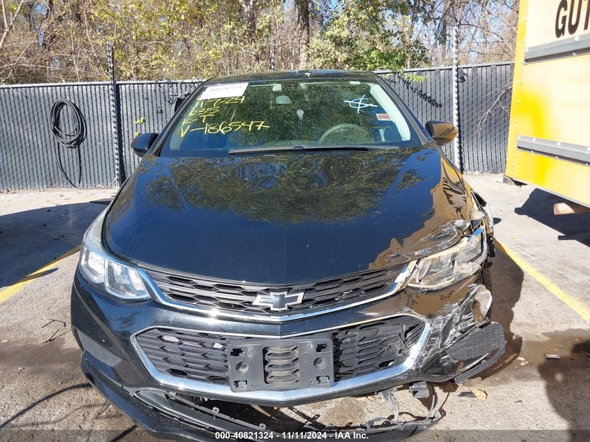 2018 CHEVROLET CRUZE VIN: 1G1BC5SMXJ7186547