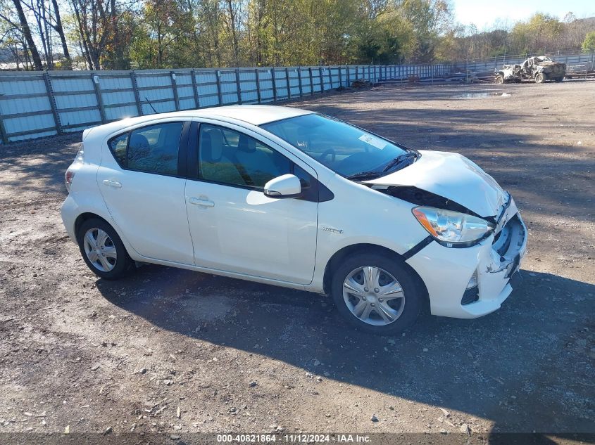 2014 Toyota Prius C One VIN: JTDKDTB34E1570655 Lot: 40821864