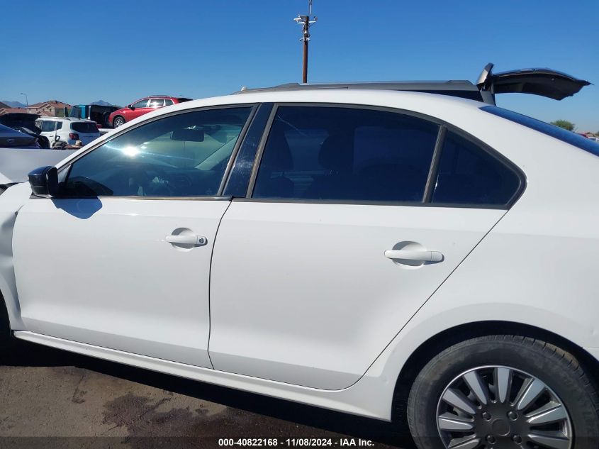 2012 Volkswagen Jetta 2.0L S VIN: 3VW2K7AJ9CM365939 Lot: 40822168