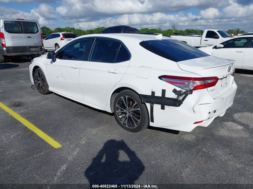 2020 TOYOTA CAMRY SE - 4T1G11AKXLU381527