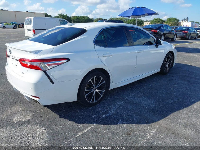 2020 TOYOTA CAMRY SE - 4T1G11AKXLU381527