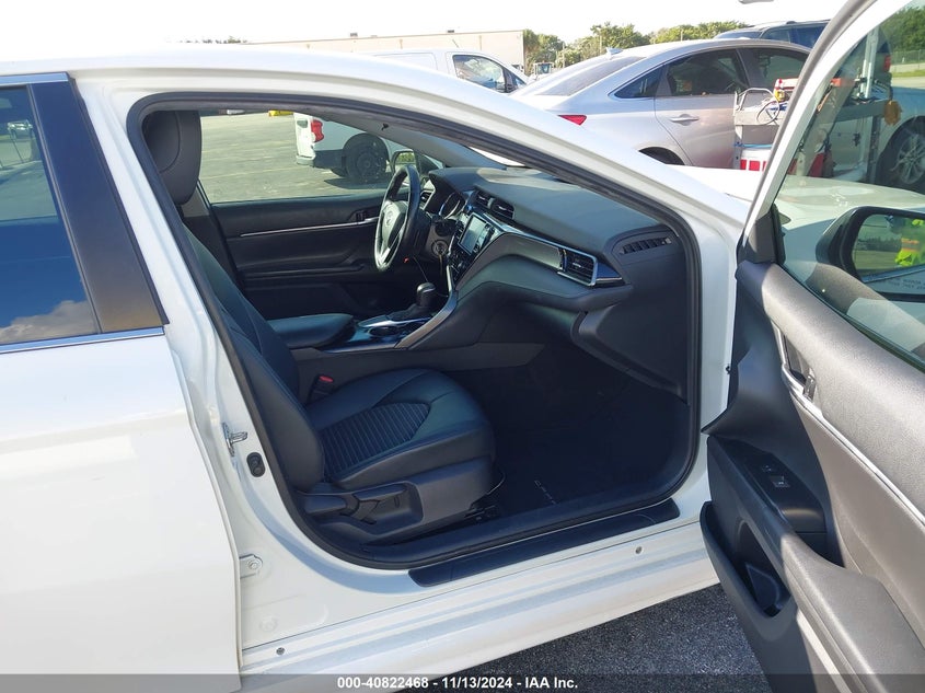 2020 TOYOTA CAMRY SE - 4T1G11AKXLU381527