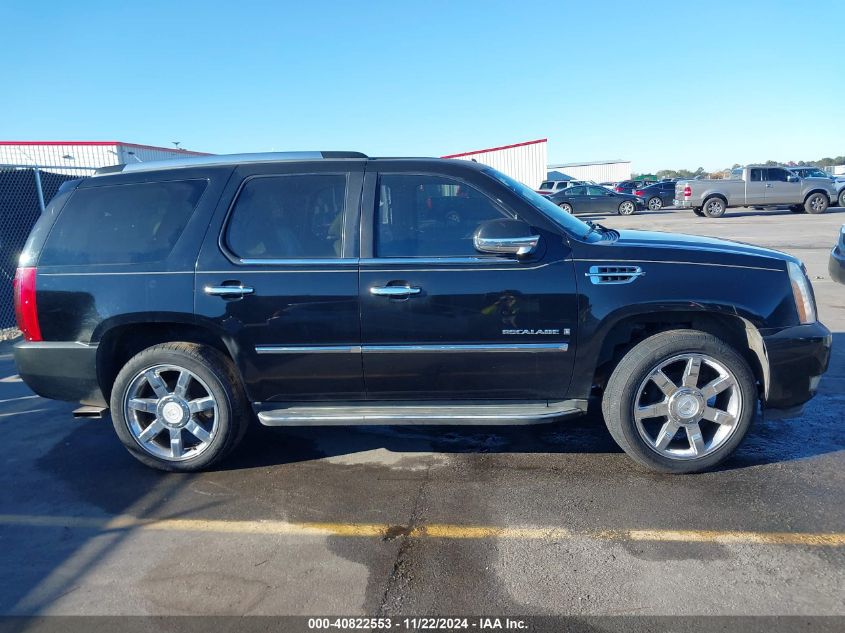 2007 Cadillac Escalade Standard VIN: 1GYFK63867R400993 Lot: 40822553