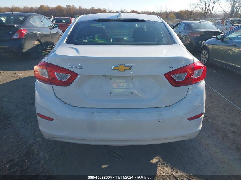 2017 Chevrolet Cruze Lt Auto VIN: 1G1BE5SMXH7124652 Lot: 40822654