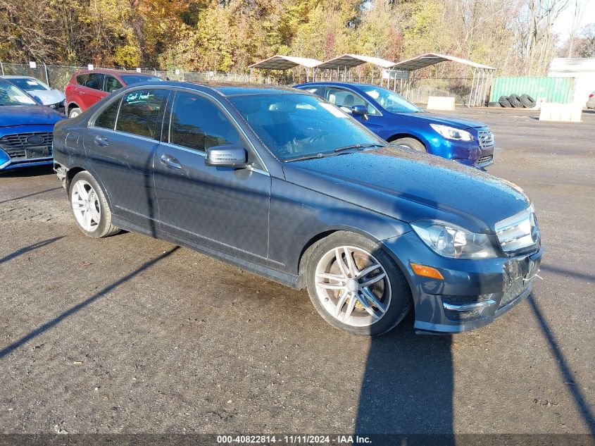 2013 Mercedes-Benz C 300 Luxury 4Matic/Sport 4Matic VIN: WDDGF8ABXDR258576 Lot: 40822814