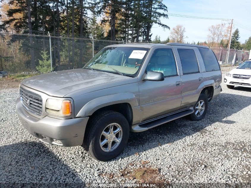 2000 Cadillac Escalade Standard VIN: 1GYEK13R1YR131178 Lot: 40822902