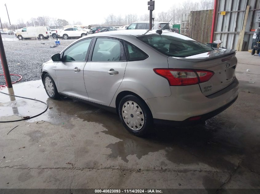 VIN 1FADP3F23DL111899 2013 Ford Focus, SE no.3