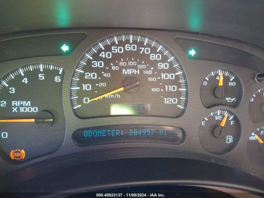 2004 Chevrolet Tahoe Ls VIN: 1GNEC13ZX4R235169 Lot: 40823137