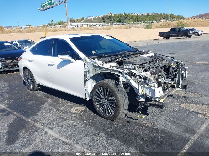 2022 LEXUS ES 300H