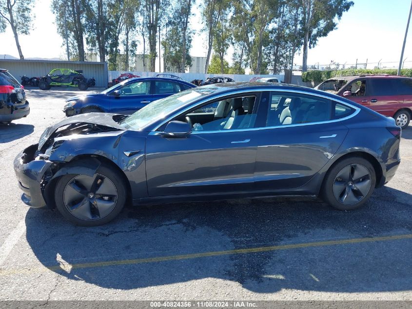 2018 Tesla Model 3 Long Range/Mid Range VIN: 5YJ3E1EA8JF102008 Lot: 40824356