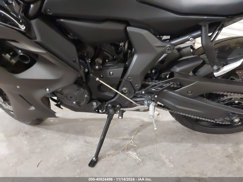 VIN JYARM38Y1RA002835 2024 YAMAHA YZFR7