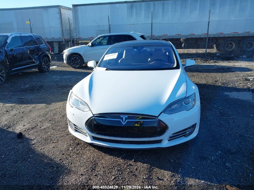 2015 Tesla Model S 70D/85D/P85D VIN: 5YJSA1S29FF099373 Lot: 40824629