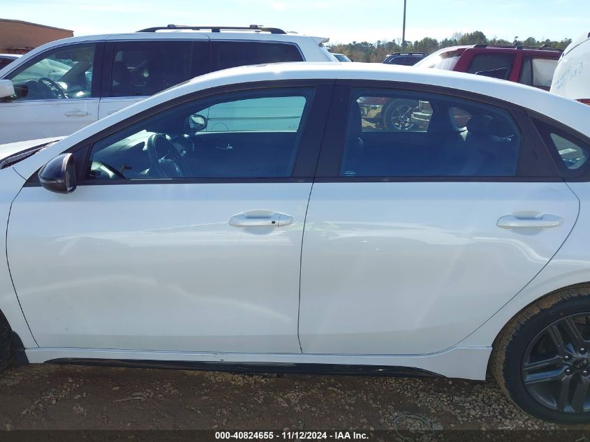 2021 Kia Forte Gt-Line VIN: 3KPF34AD7ME402752 Lot: 40824655