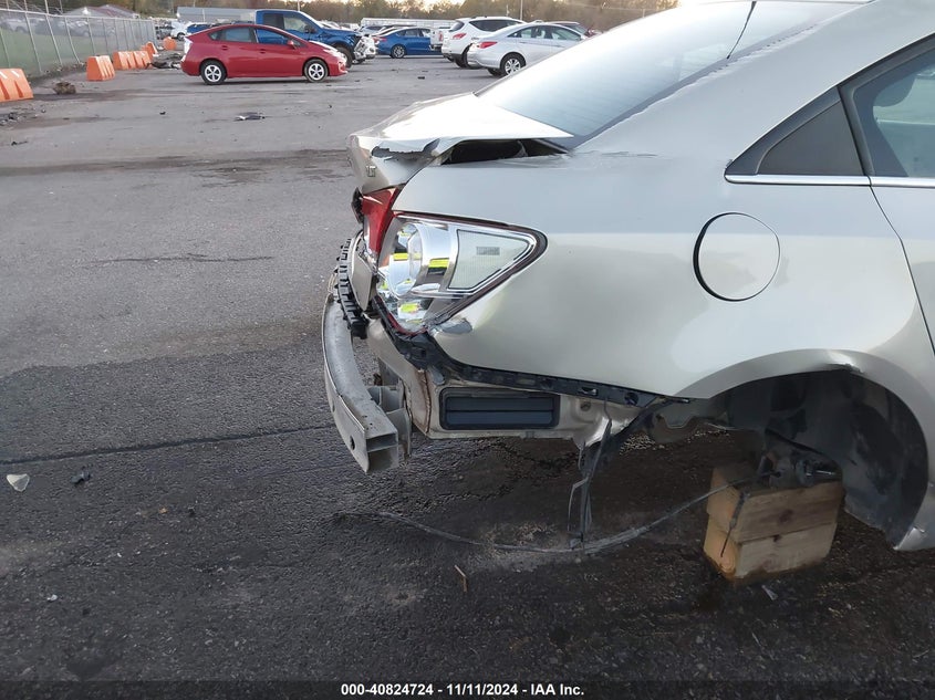 2016 CHEVROLET CRUZE LIMITED 1LT AUTO - 1G1PE5SB1G7111548