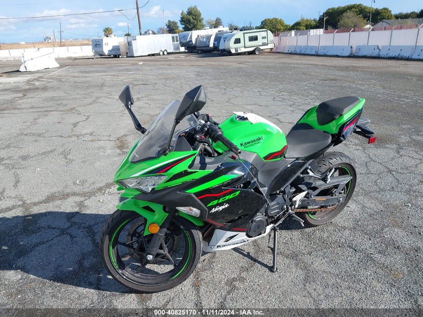 VIN JKAEXKG18NDAG4372 2022 KAWASAKI EX400