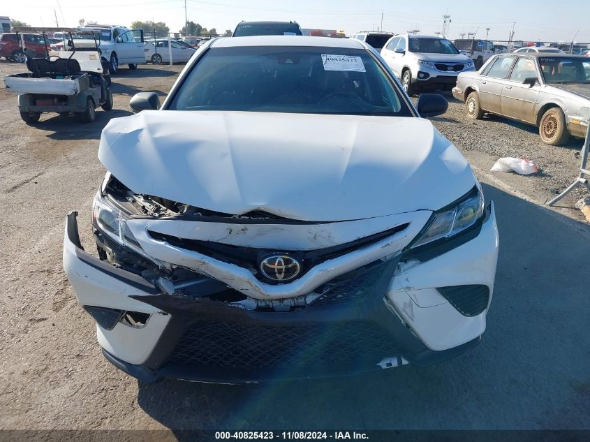 2018 Toyota Camry Se VIN: JTNB11HKXJ3040065 Lot: 40825423