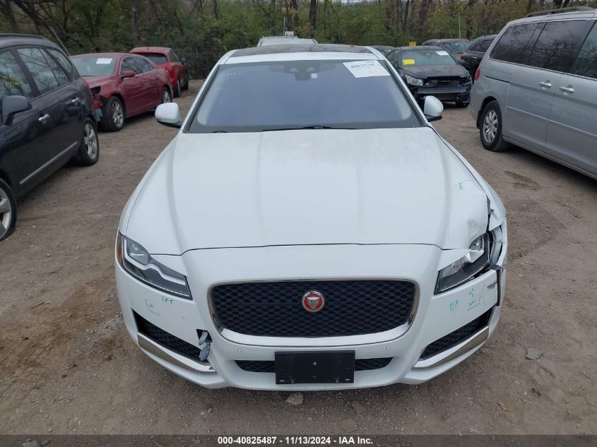 2016 Jaguar Xf 35T Prestige VIN: SAJBK4BV2GCY23722 Lot: 40825487