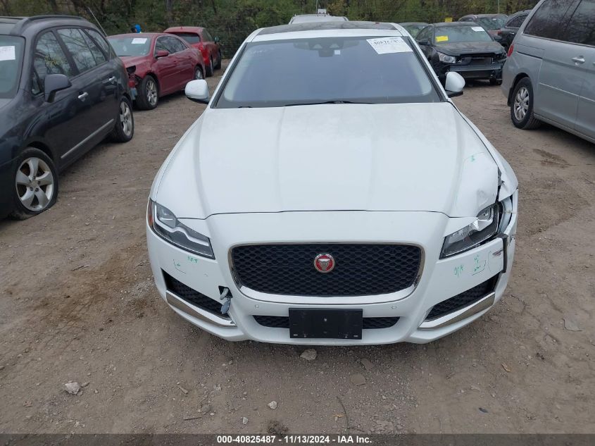 2016 Jaguar Xf 35T Prestige VIN: SAJBK4BV2GCY23722 Lot: 40825487