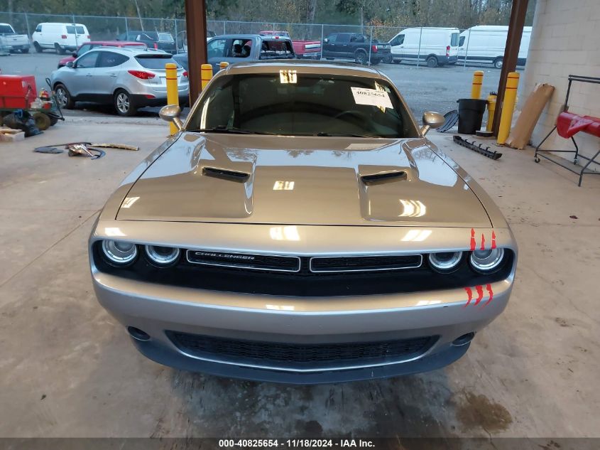 2017 Dodge Challenger Sxt VIN: 2C3CDZAGXHH611649 Lot: 40825654