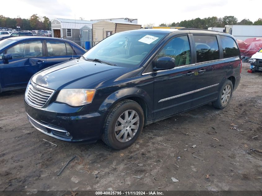 VIN 2C4RC1BG7ER326678 2014 Chrysler Town and Countr... no.2