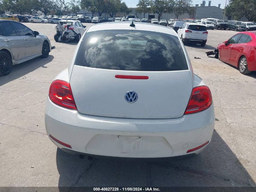 2013 Volkswagen Beetle 2.5L VIN: 3VWJX7AT4DM645347 Lot: 40827228