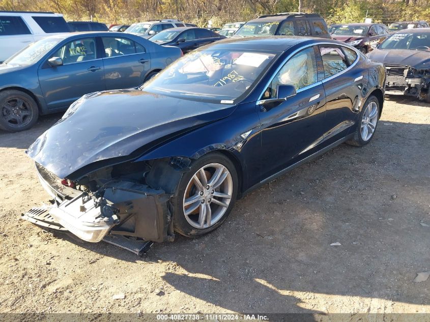 VIN 5YJSA1H2XFF082007 2015 TESLA MODEL S no.2