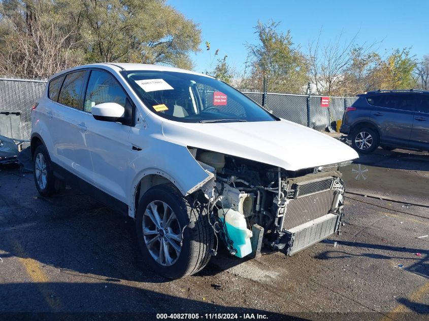 VIN 1FMCU9GD2HUA14061 2017 Ford Escape, SE no.1