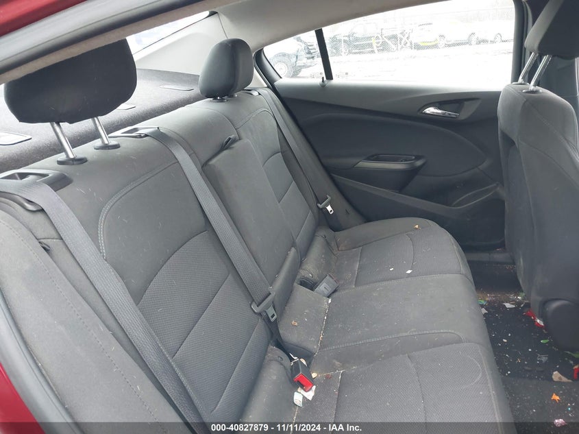 2018 CHEVROLET CRUZE VIN: 1G1BE5SM7J7110620