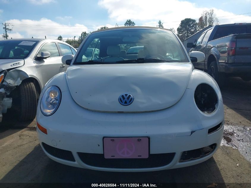 2007 Volkswagen New Beetle Triple White VIN: 3VWFF31Y87M411696 Lot: 40828584