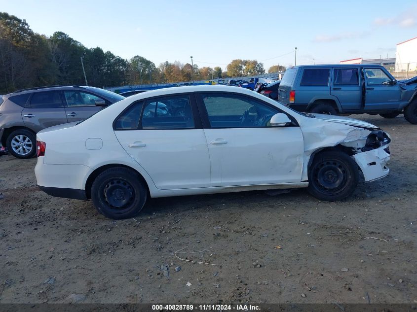 2008 Volkswagen Jetta S VIN: 3VWJZ71K98M180667 Lot: 40828789