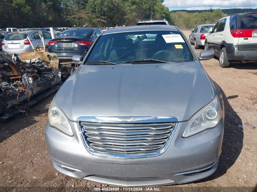 2013 Chrysler 200 Lx VIN: 1C3CCBAB7DN698040 Lot: 40828809