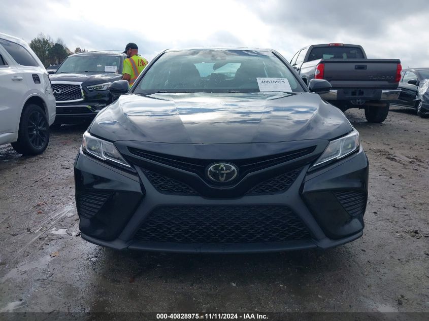 2018 Toyota Camry Se VIN: 4T1B11HK7JU625079 Lot: 40828975